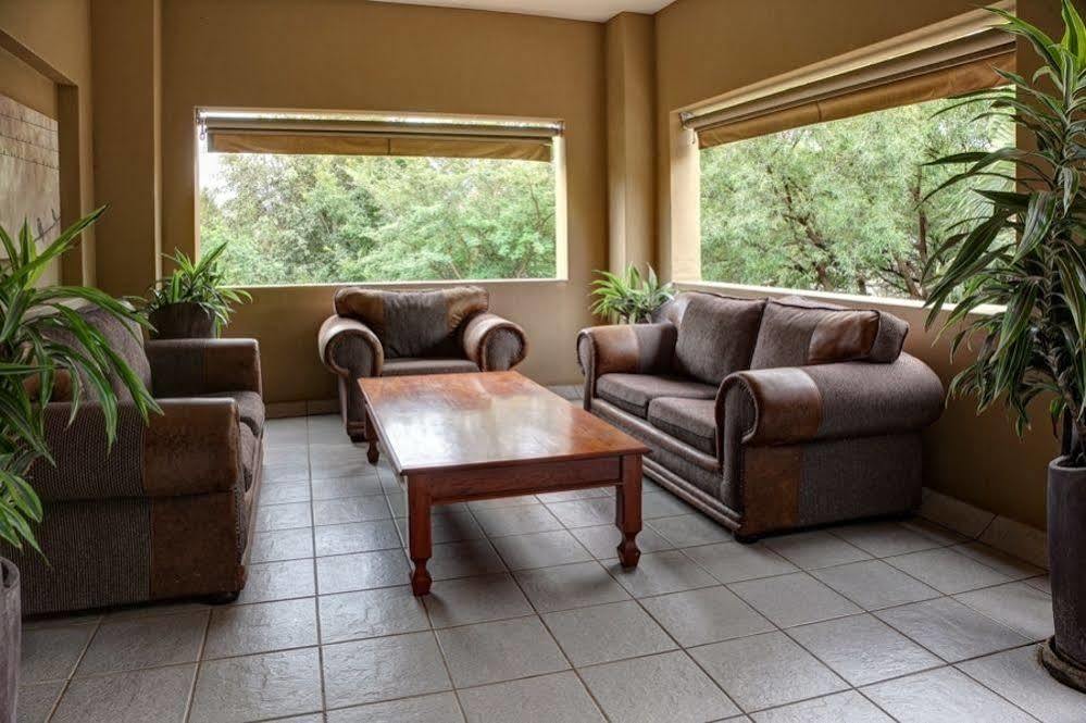 The Links Guest House Претория Экстерьер фото
