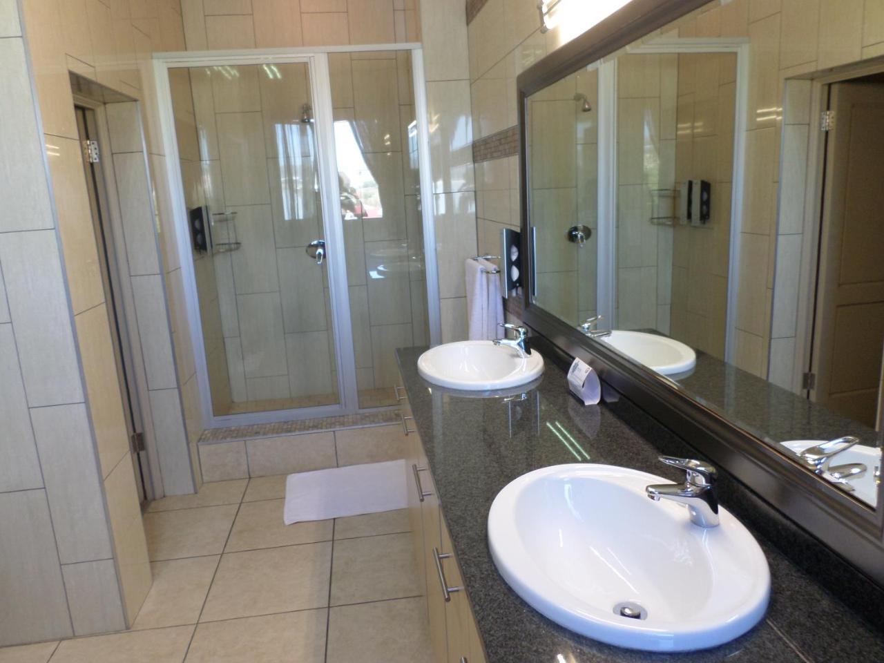 The Links Guest House Претория Экстерьер фото
