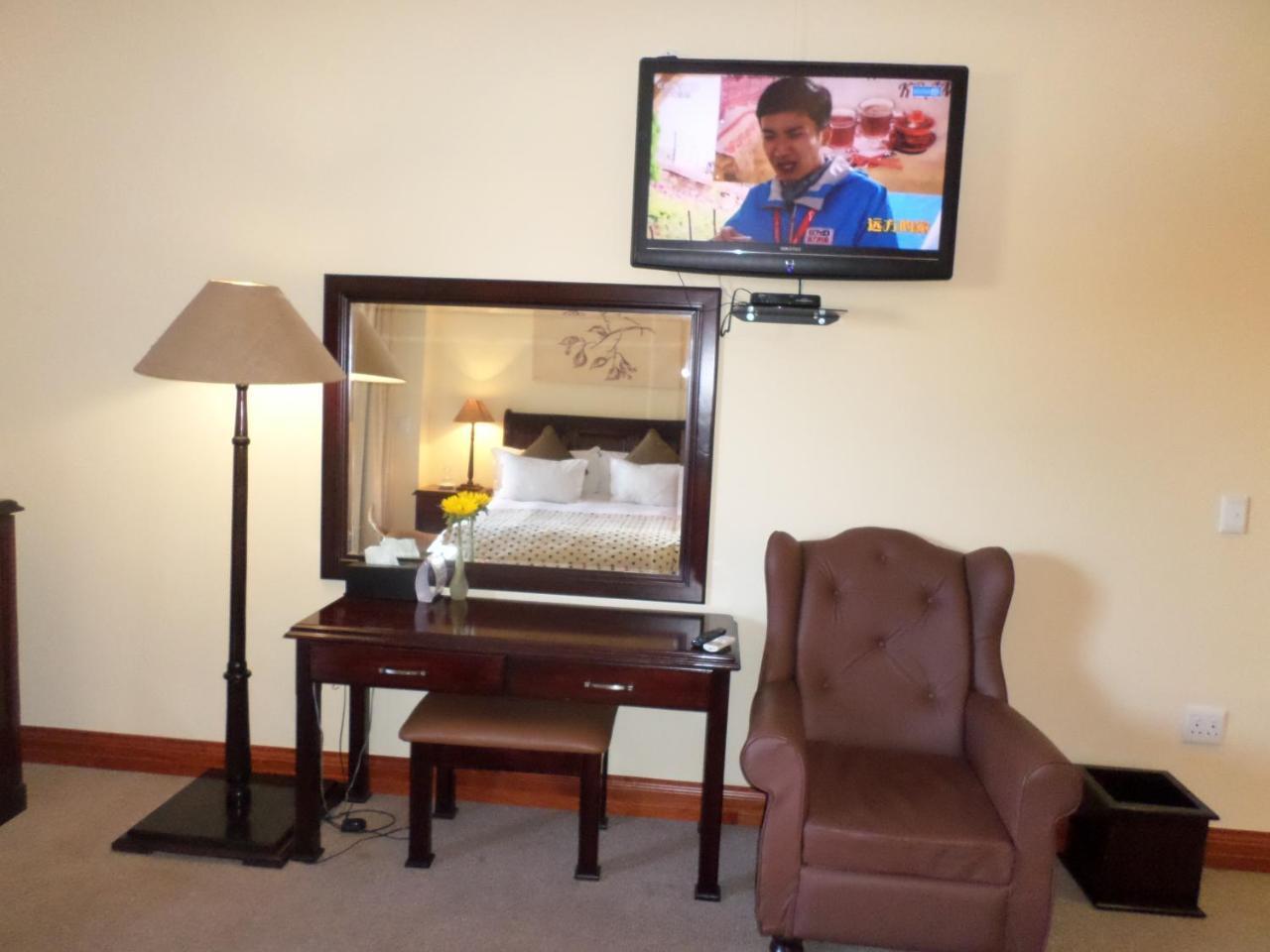 The Links Guest House Претория Экстерьер фото