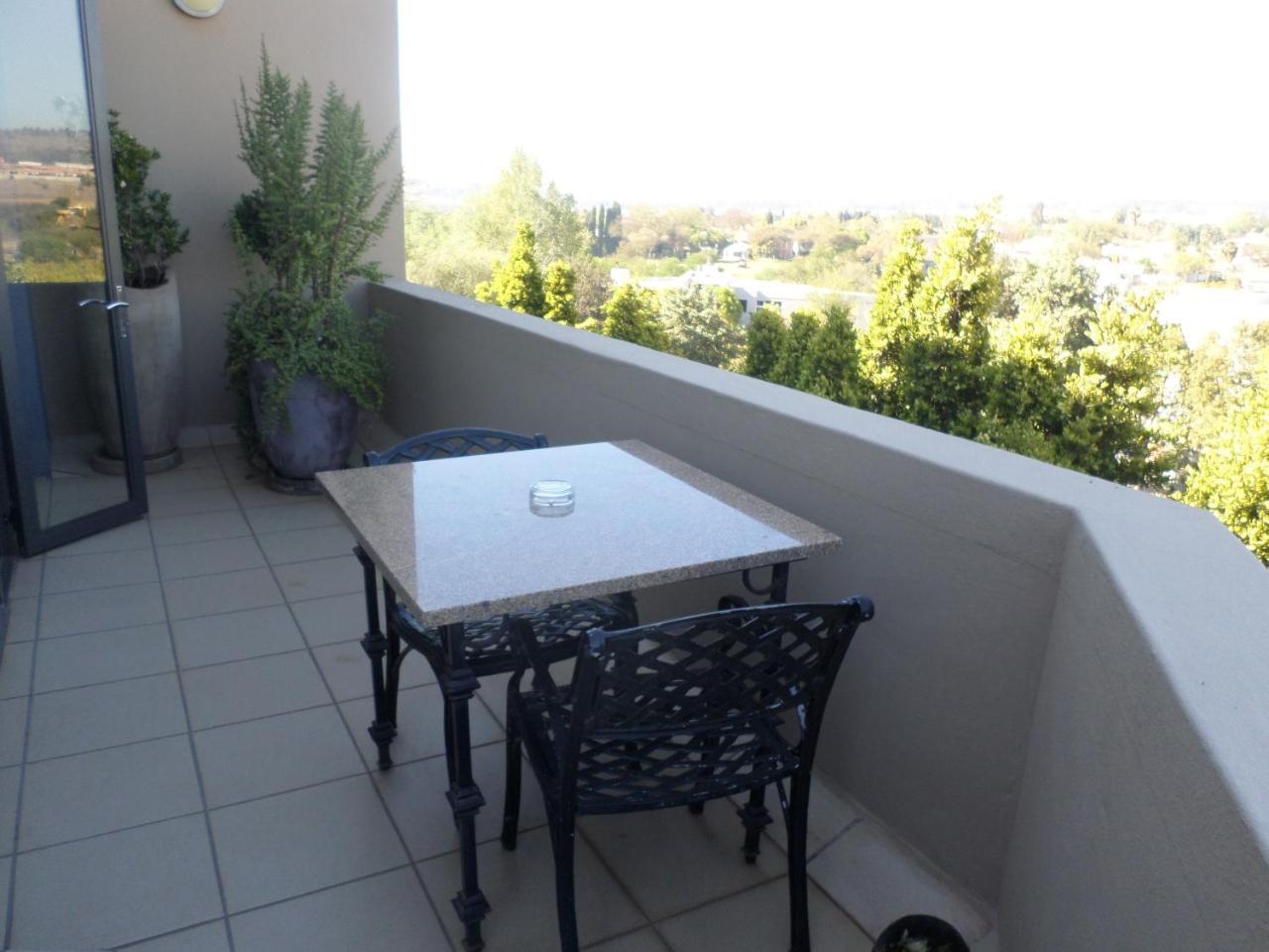 The Links Guest House Претория Экстерьер фото