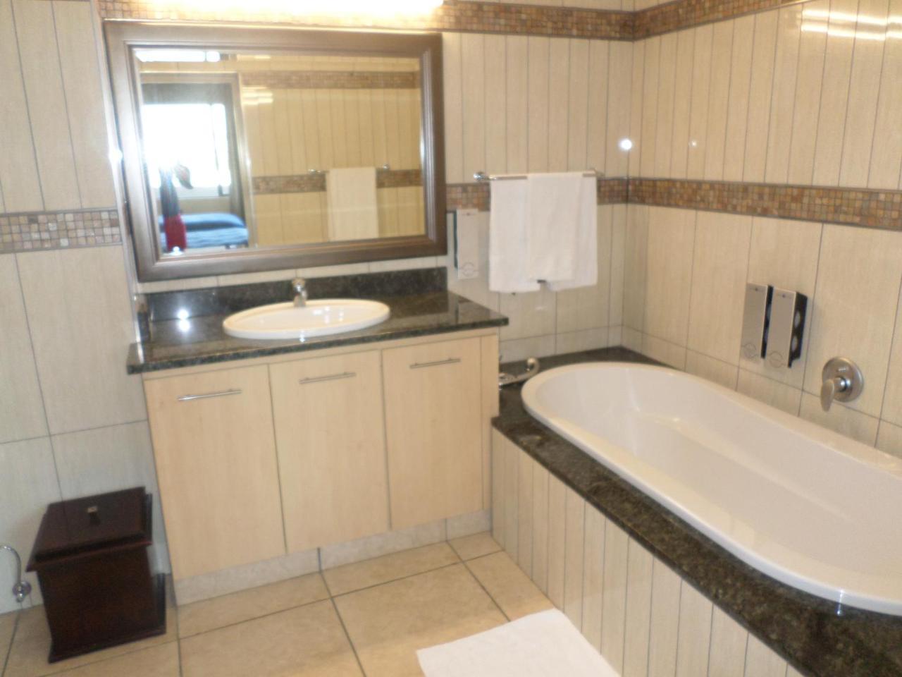 The Links Guest House Претория Экстерьер фото