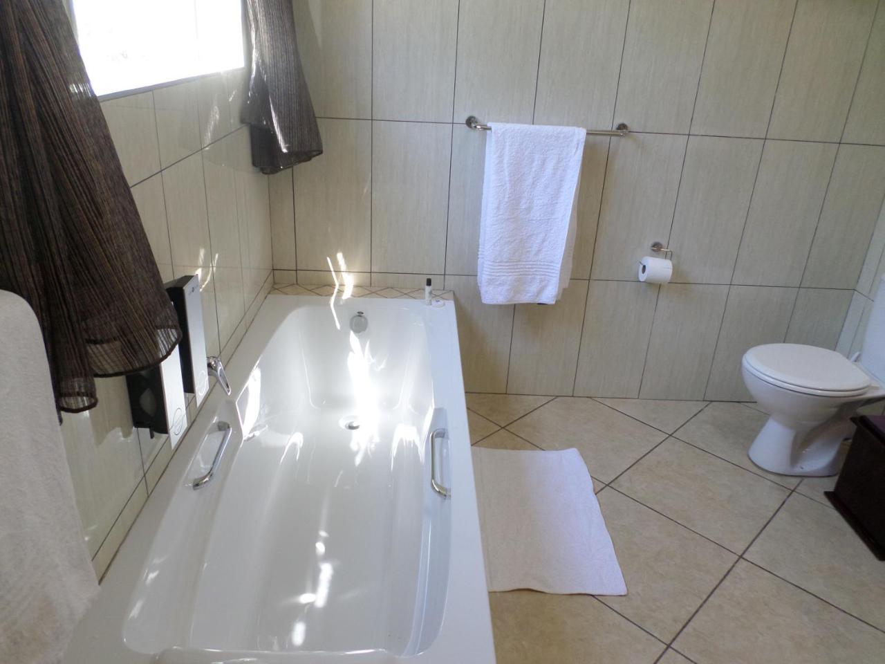The Links Guest House Претория Экстерьер фото