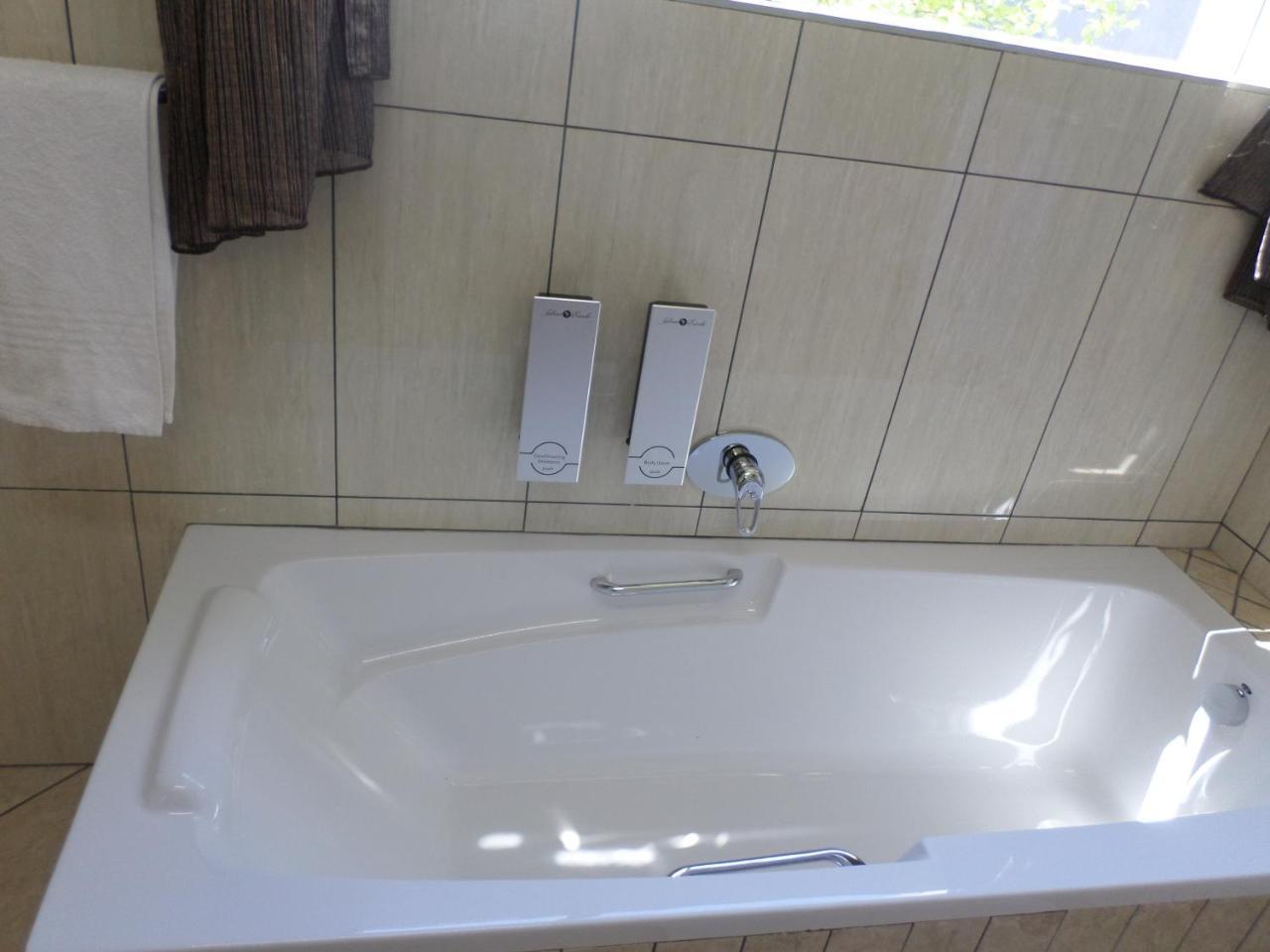 The Links Guest House Претория Экстерьер фото